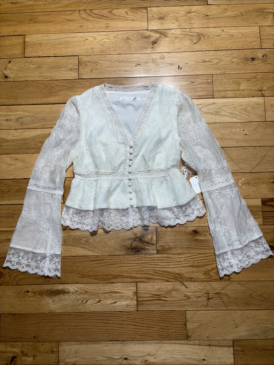 Altar'd State Tops - Altar’d State Ivory White Lace Embroidered Peplum Blouse- Size Small NWT